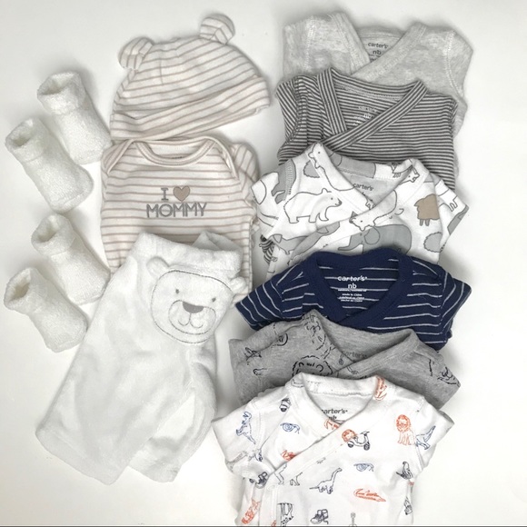 Carter's Other - Carter’s•Newborn Outfit Bundle••Like New